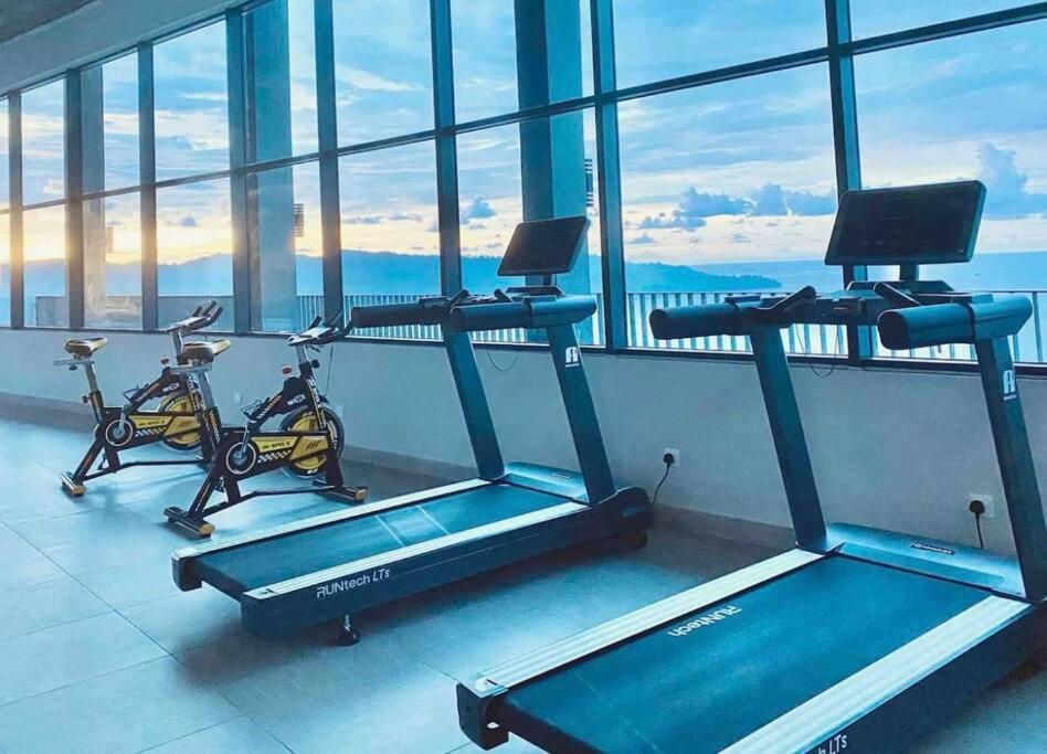 Jesselton Quay,2Br,4-5Pax,Mountain View Apartment Kota Kinabalu Exterior foto
