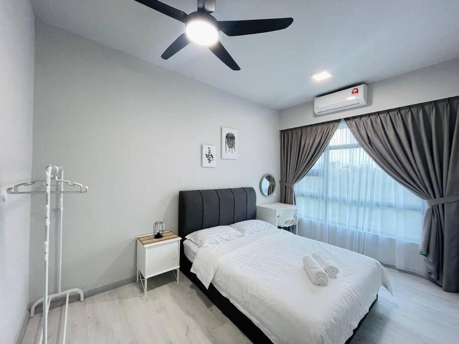 Jesselton Quay,2Br,4-5Pax,Mountain View Apartment Kota Kinabalu Exterior foto