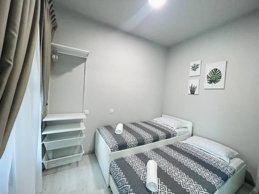 Jesselton Quay,2Br,4-5Pax,Mountain View Apartment Kota Kinabalu Exterior foto